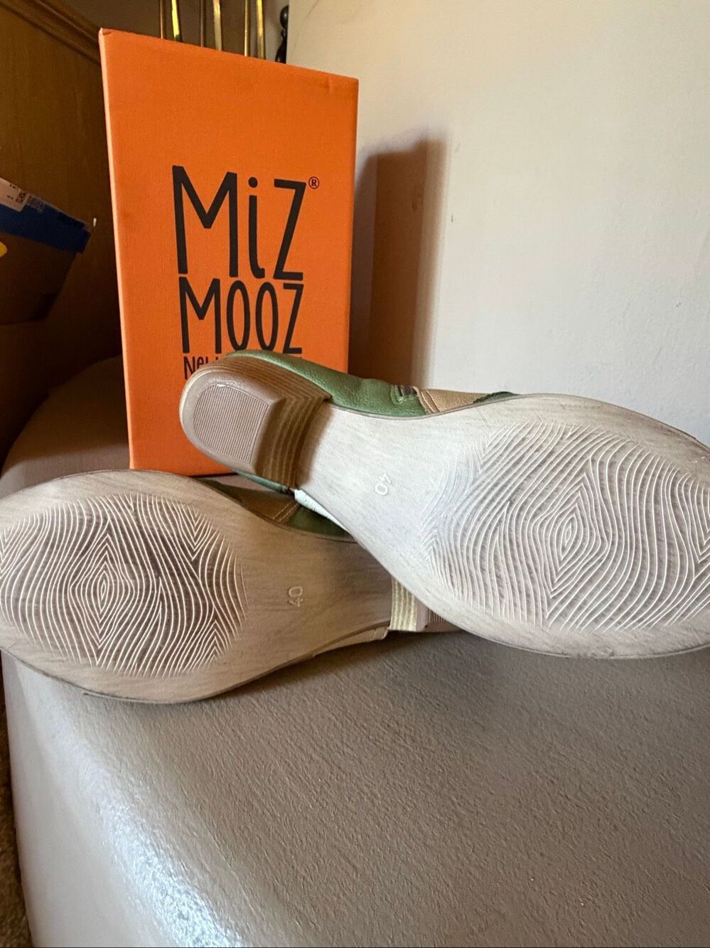 New with box Miz Mooz Celeste colorblock leather peep toe ankle booties - Picture 7 of 8